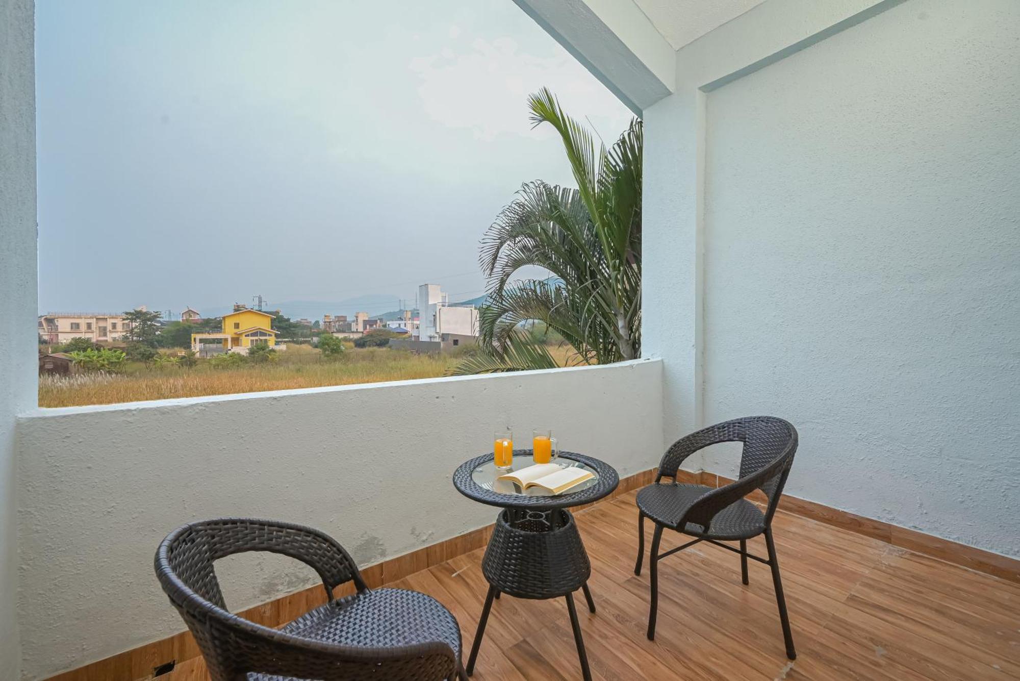 Ll Empyrean Stay II Luxury Ll Celestial Unicorn Villa Ll 3Bhk Ll Ac Ll Private Big Pool Ll Лонавла Екстер'єр фото